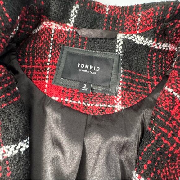 Torrid Red & Black Plaid Woolen Wedge Coat size 3 women’s pea coat - Picture 4 of 12